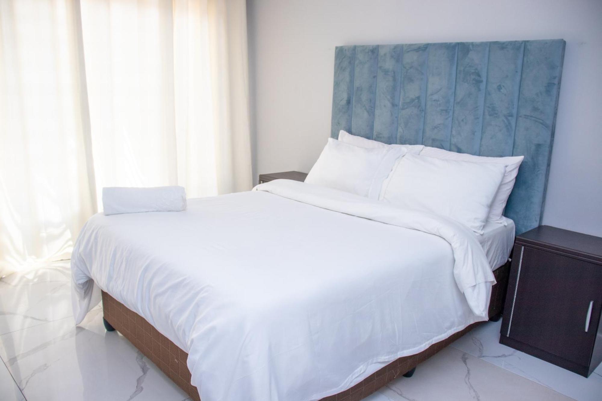 Lowin Suites-One-Bed Apartments Lusaka Bagian luar foto