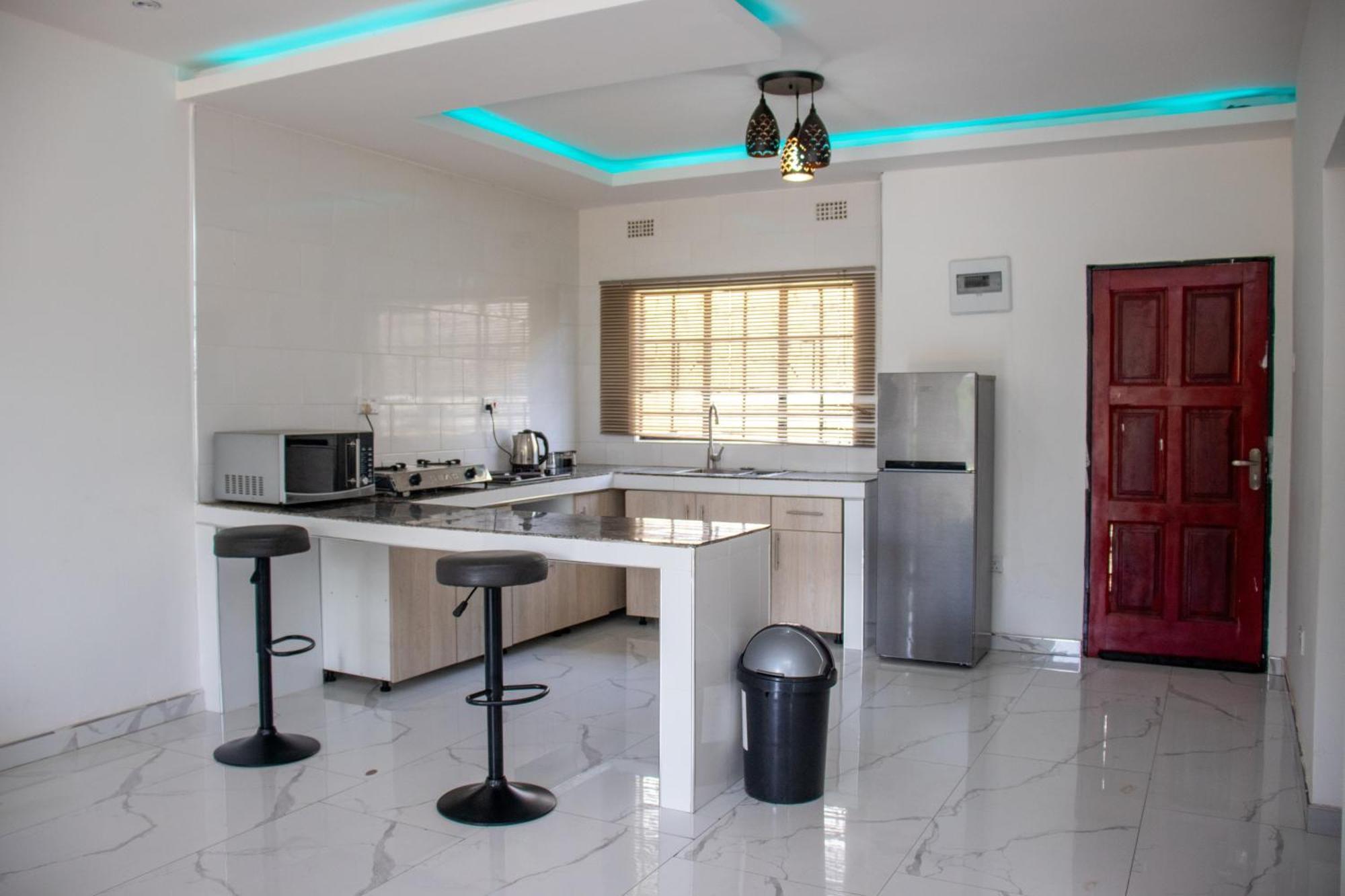 Lowin Suites-One-Bed Apartments Lusaka Bagian luar foto